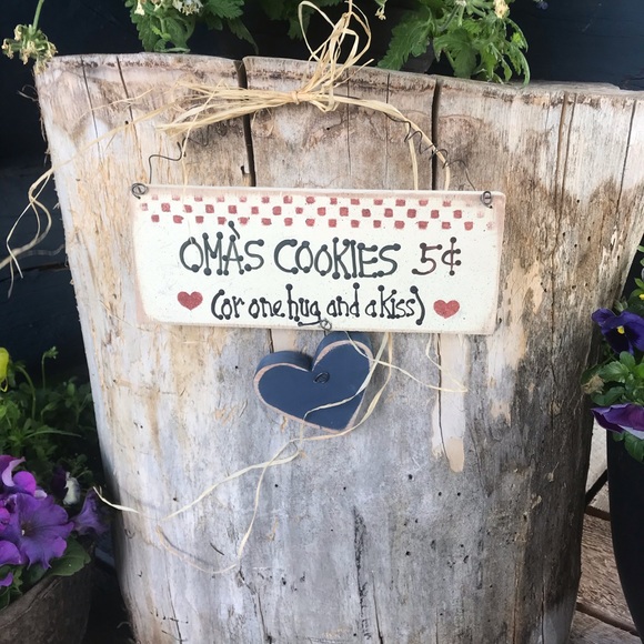 Oma’s Cookies Sign - Picture 2 of 5